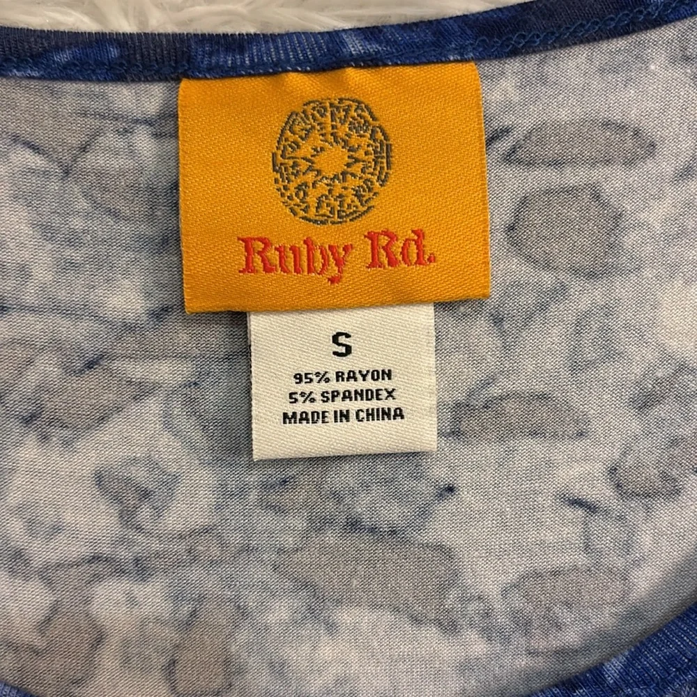 Ruby Rd. Sequined Tank Top size Small - Picture 4 of 5